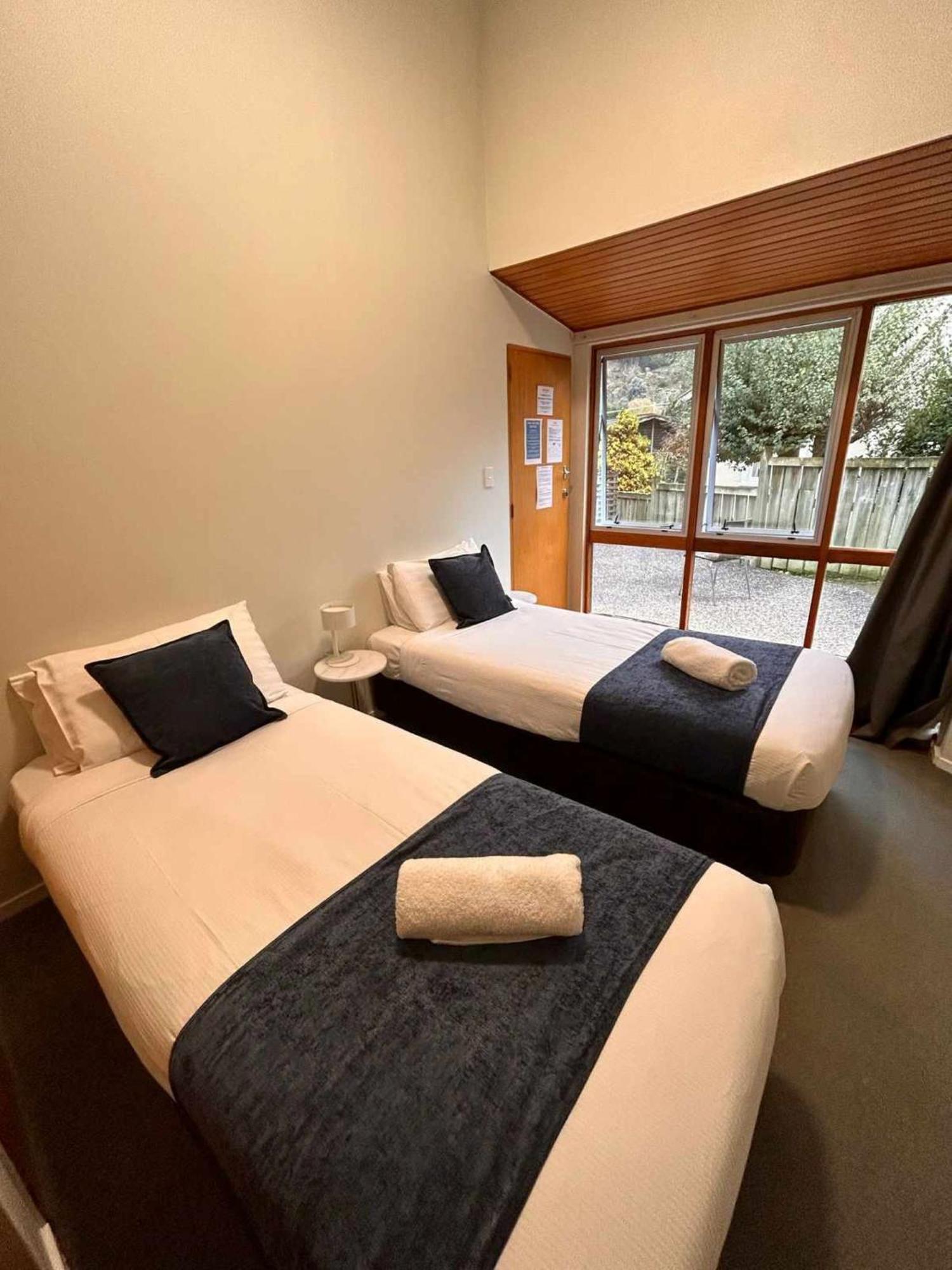 Aspen Lodge Backpackers Queenstown Exteriör bild